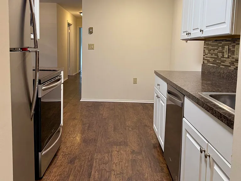 16 Pine Cluster Cir #D — Photo 3