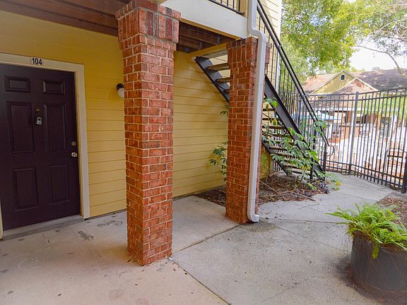 3rd image of 8605 Mallard Reserve Dr Unit 104