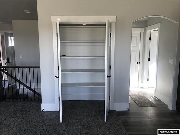 4th image of 1514 Eagle Way