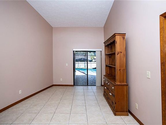 5th image of 2613 Durant Oaks Dr