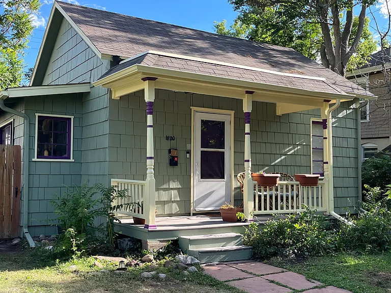 1820 Grove St — Photo 1