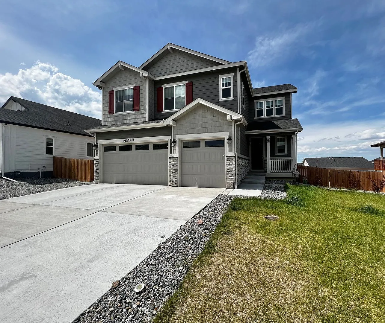 Gorgeous 6 Bed, 5 Bath House in West Windsor! — Photo 2
