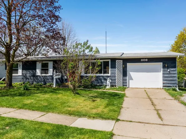 806 S Martha St, Angola, IN 46703