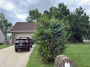 3571 Peach Tree St, Jeffersonville, IN 47130