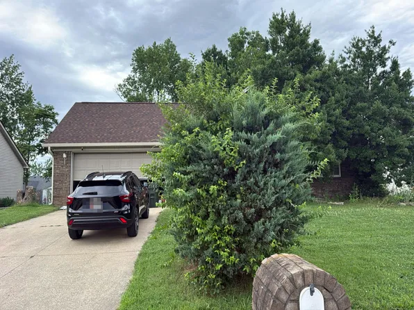 3571 Peach Tree St, Jeffersonville, IN 47130