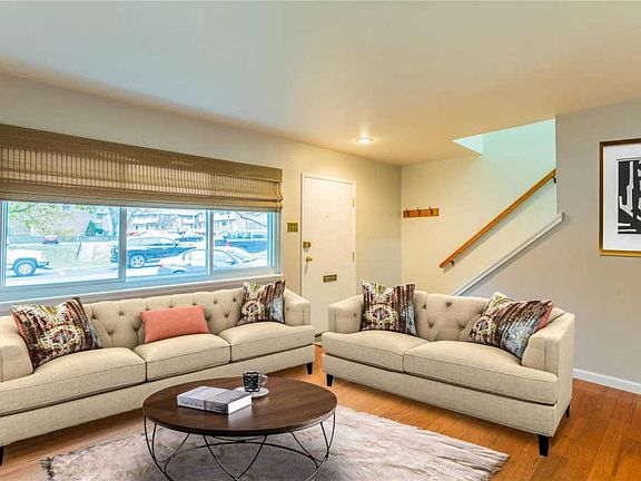 4th image of 10850 Carroll Wood Way