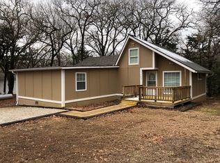 105 Lazy Ike Ln, Pottsboro, TX 75076
