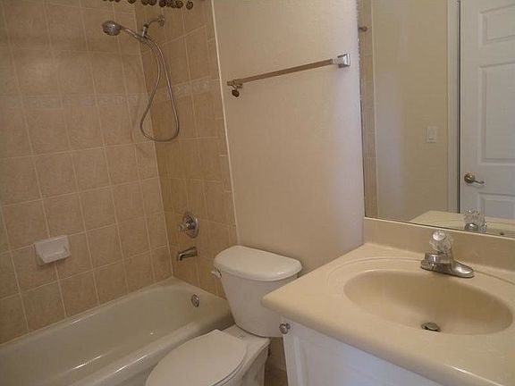 4th image of 5590 NW 107th Ave #0000
