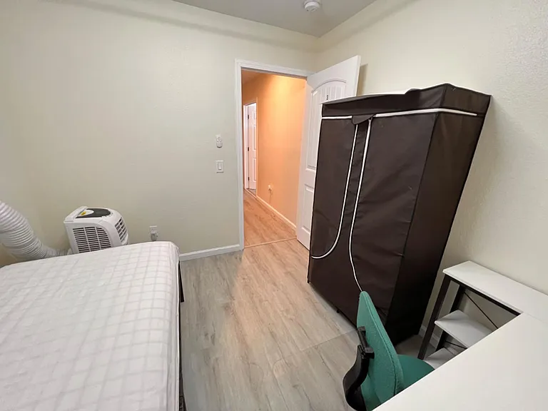 7895 Lion St — Photo 33
