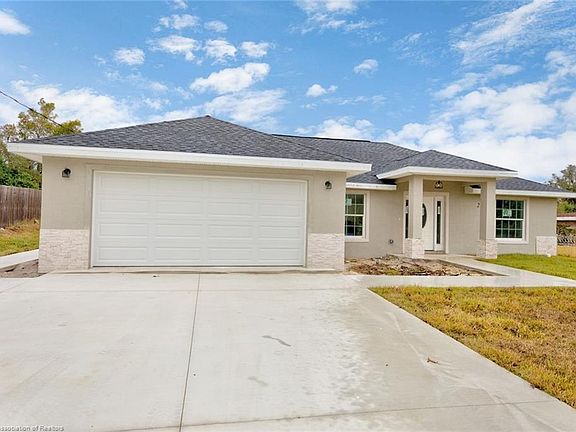 3rd image of 2148 N Olivia Dr