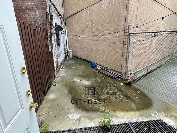 4th image of 578 Lincoln Pl #1FH