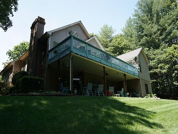 3rd image of 1629 Watkins Ct #0