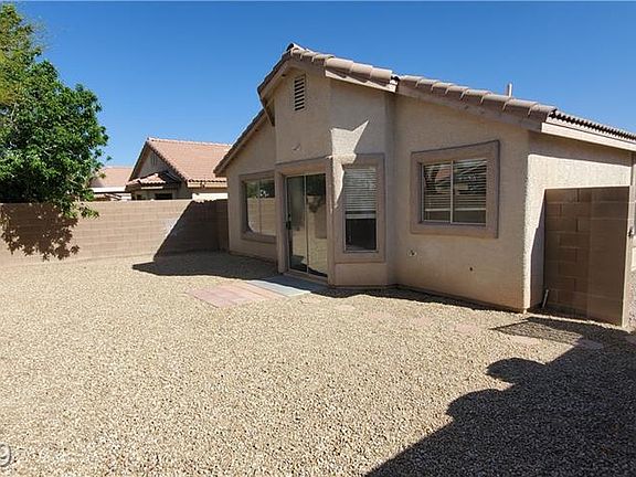 3rd image of 4972 Perrone Ave