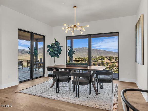4th image of 1092 Trail Ridge Dr