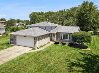 25639 S Middlepoint Ave, Monee, IL 60449