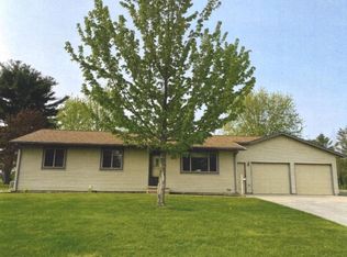 1107 Pinecrest Ave, Mosinee, WI 54455