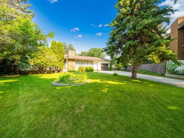 44 Cunliffe Cres SE, Medicine Hat, AB T1B 1K6