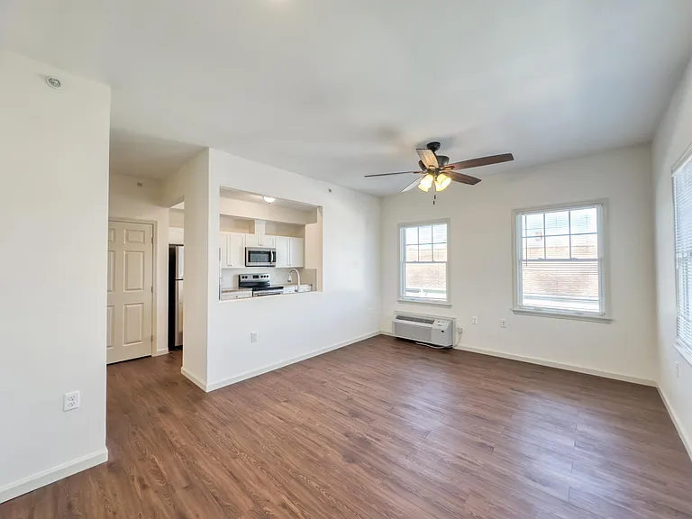 103 Johnson Ave #201 — Photo 5