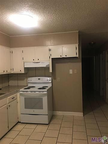 2nd image of 1932 73rd Ave