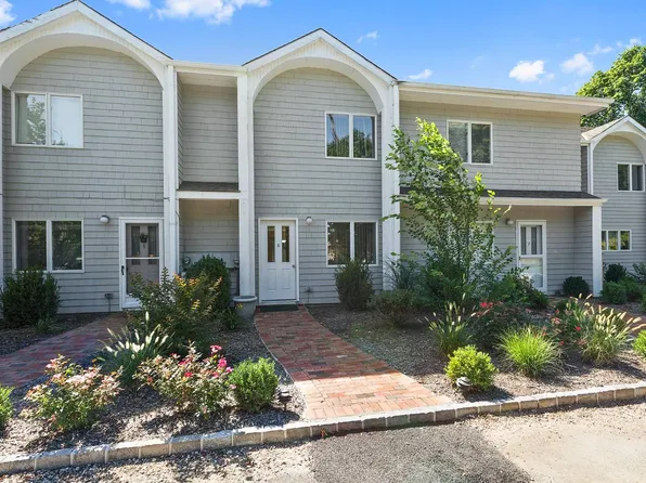 2294 Main St #6, Bridgehampton, NY 11932