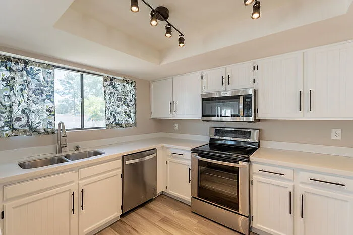 5416 E Glencove St — Photo 20