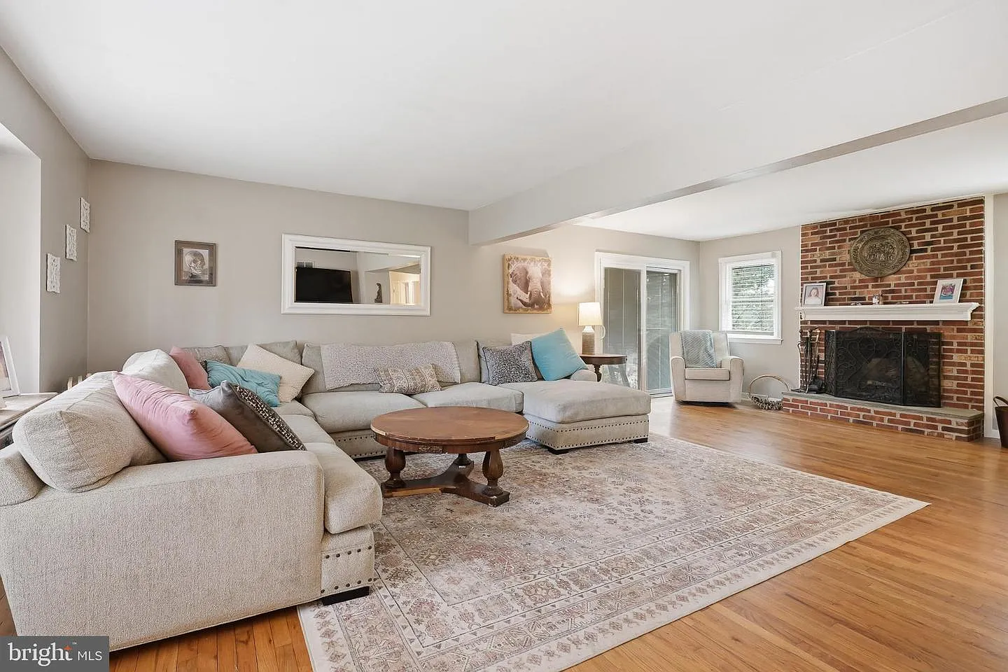 5 Embry Ct photo 1