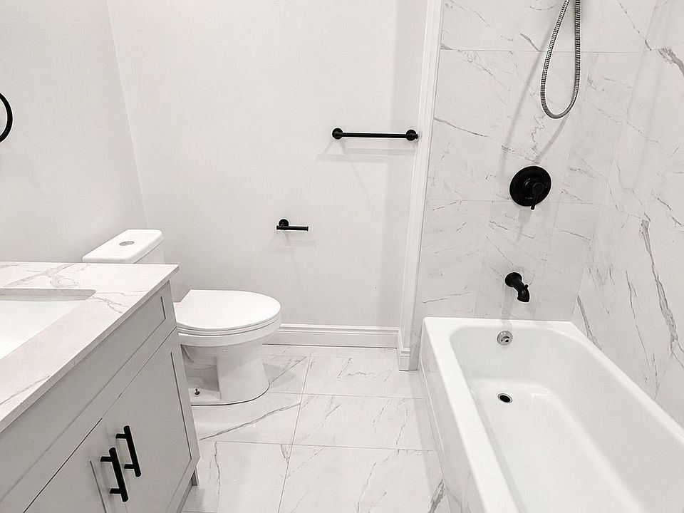 1st image of 81 Curtis St #4