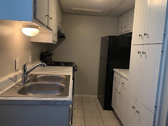 3rd image of 4505 Avenue D #310