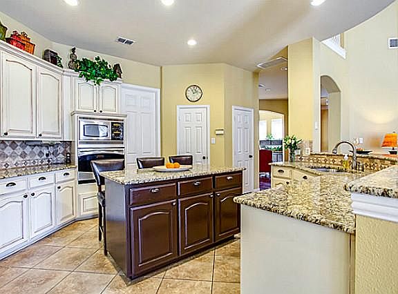 5th image of 3313 Pecan Meadows Dr