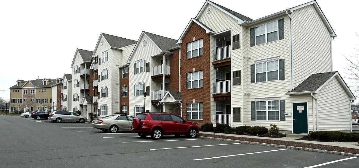 Station Court at Berkeley Heights — Photo 2