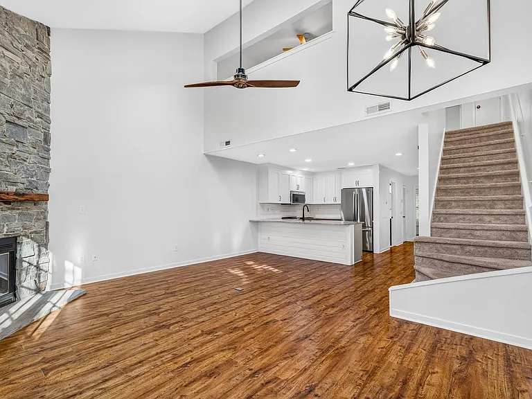 138 River Breeze Dr — Photo 8