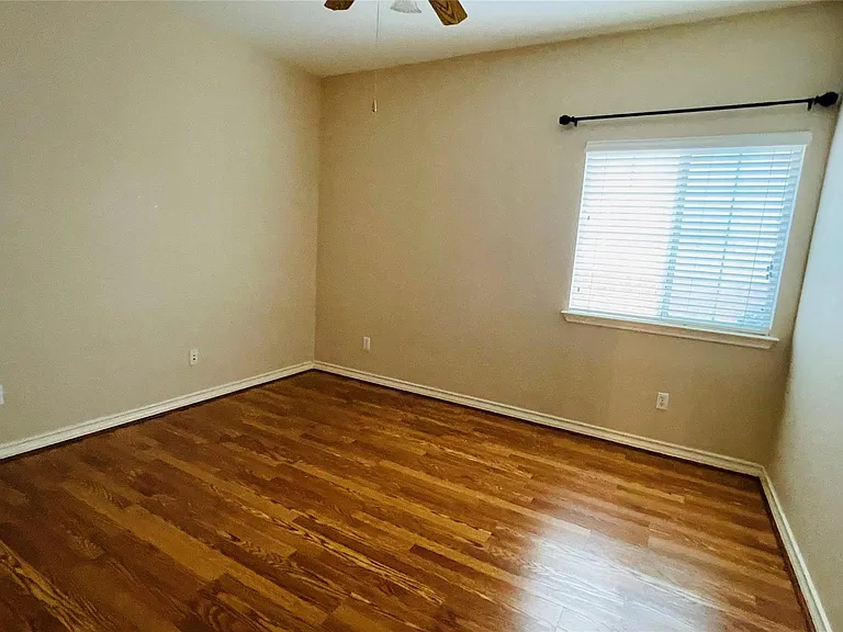 16901 Ennis Trl — Photo 21