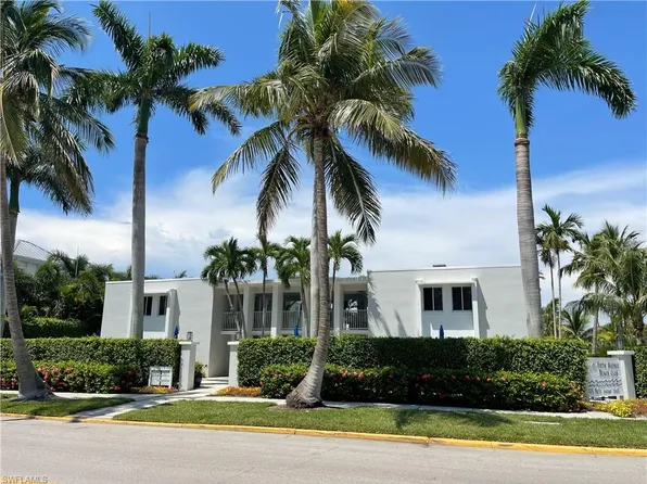 175 5th AVE S #9 (202), NAPLES, FL 34102