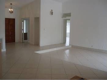 4th image of 11146 NW 69th Pl