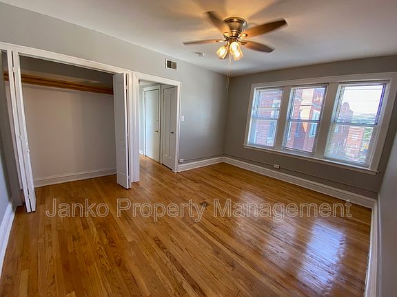 3rd image of 3727 W Grand Ave APT 2E