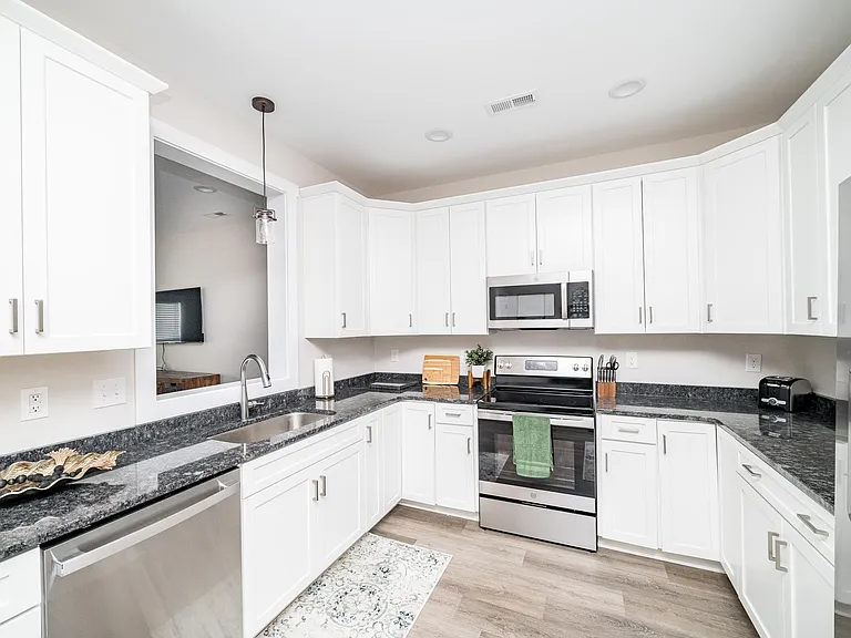 76 Sunburst Villa Dr — Photo 8