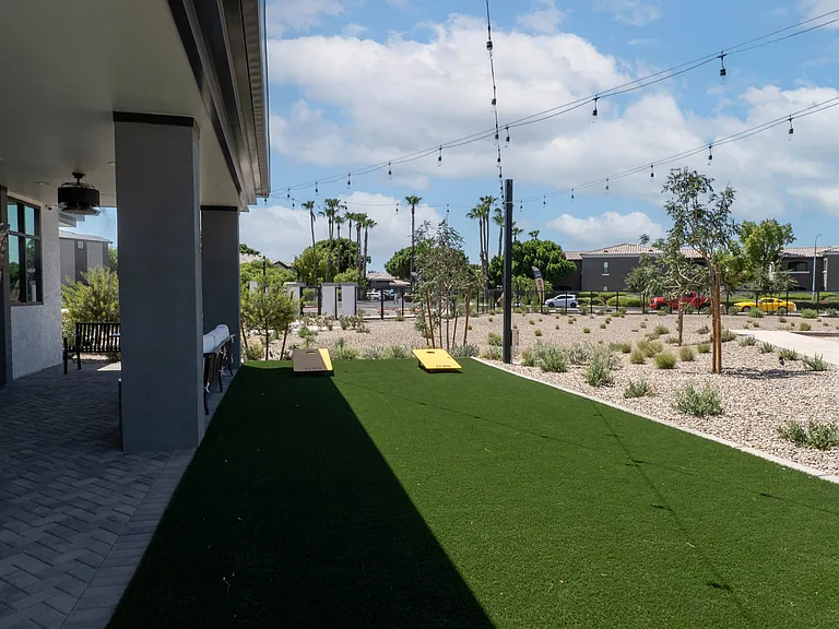 Zenn Skyview — Photo 52