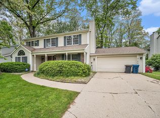 7144 Crown Pointe Cir, Portage, MI 49024