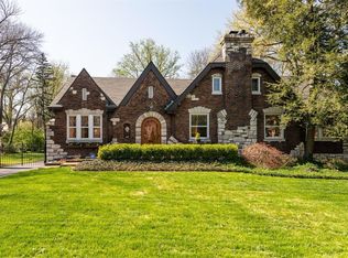 7524 Clayton Rd, Saint Louis, MO 63117