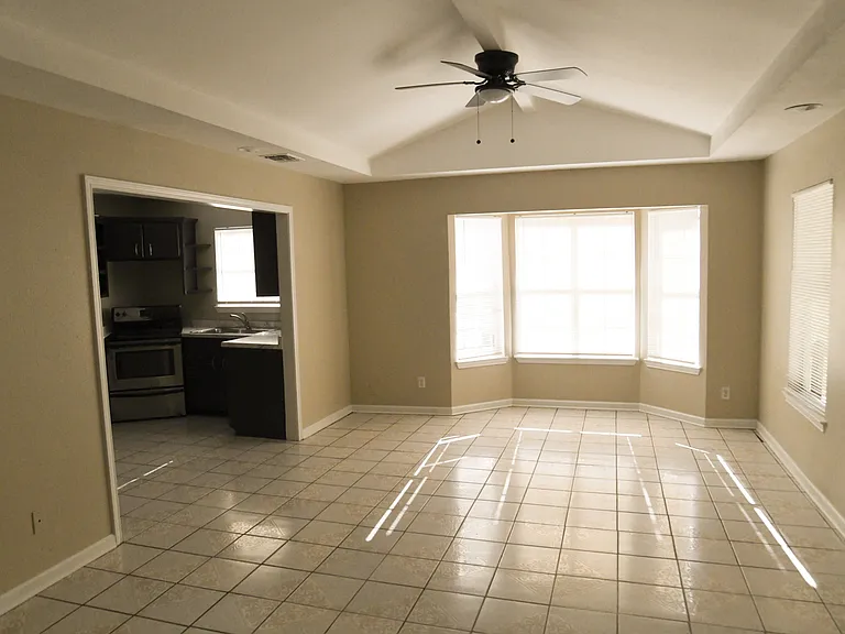 3522 Bob Billa St — Photo 2