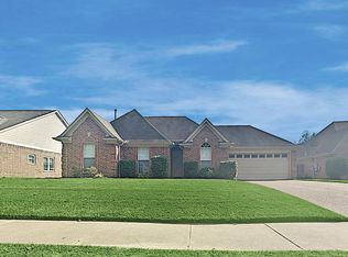 11237 Wolf Woods Dr, Arlington, TN 38002