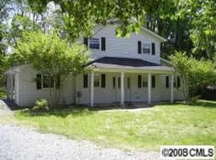 2633 Burkholder Rd, Charlotte, NC 28214