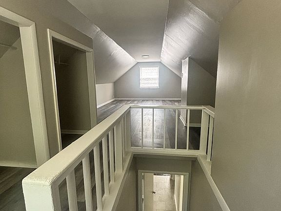 4th image of 624 Alliance Ave