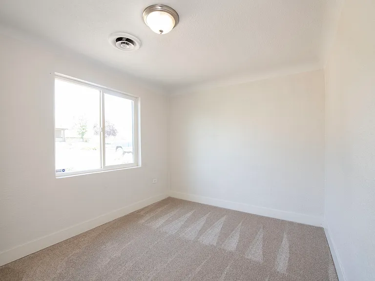 30 S Wolff St — Photo 20