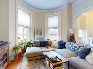 4 Brimmer St #2A, Boston, MA 02108