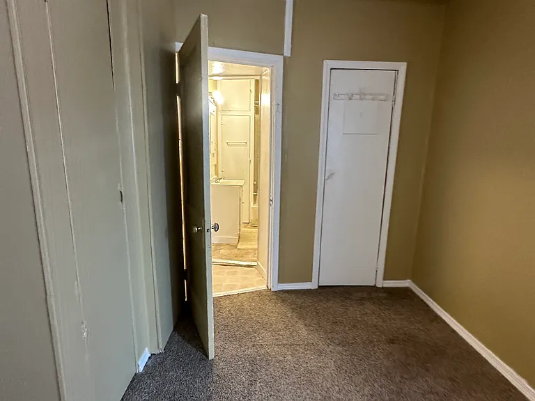 41 Ridge St #1 — Photo 14
