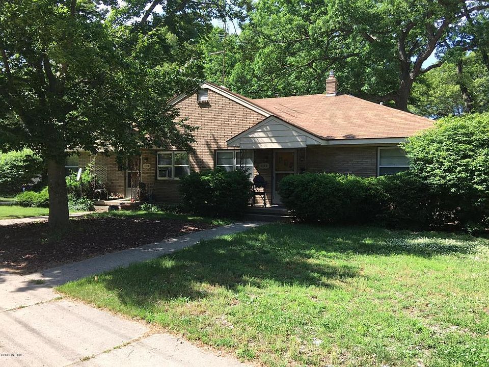 1st image of 1149 Elliott St SE