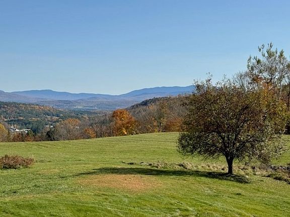 5th image of 352 Maple Hill Road