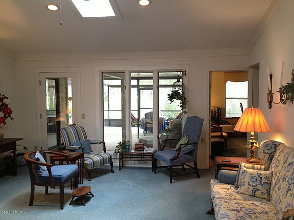 5th image of 550 PALMERA Drive E