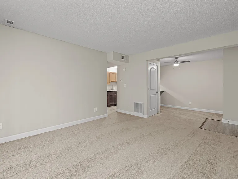 Pebble Point Apartments | 2 Bedroom Garden Remodel | Living & Dining Space Pebble Point Apartments | 2 Bedroom Garden Remodel | Living & Dining Space